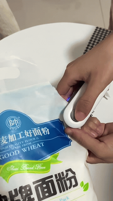 USB Rechargeable Mini Bag Sealer – 2-in-1 Heat Sealer & Cutter for Food Storage